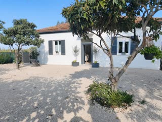 Entrée principale et parking – Villa Concetta, Casalbordino (Abruzzes)