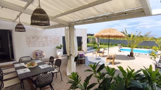 Terrasse sous pergola, coin repas – Villa Concetta, Casalbordino